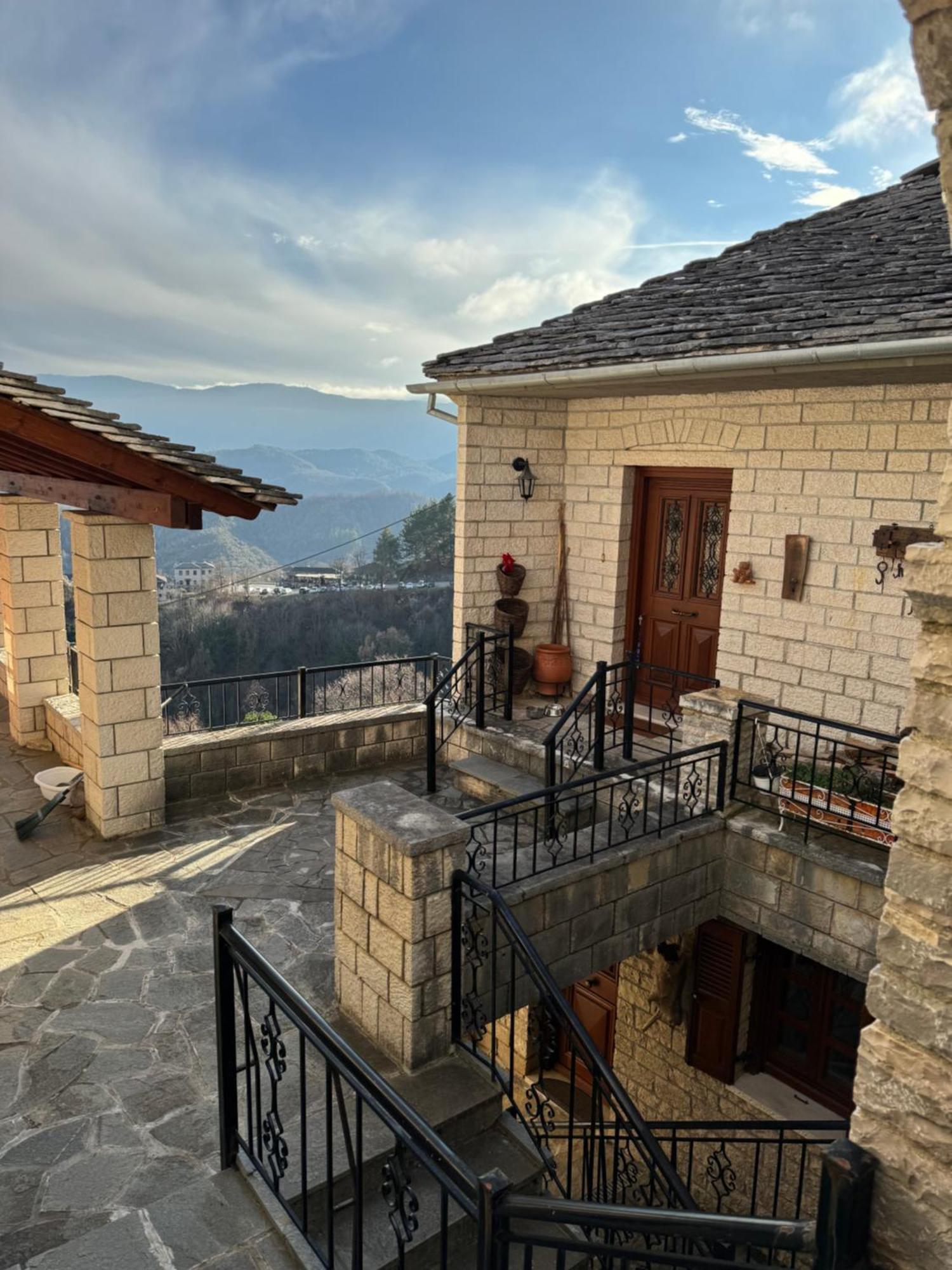 Βίτσα Πετρόκτιστο Αρχοντικό "Ιόλη" Με Θέα Ζαγόρι Villa Exterior photo
